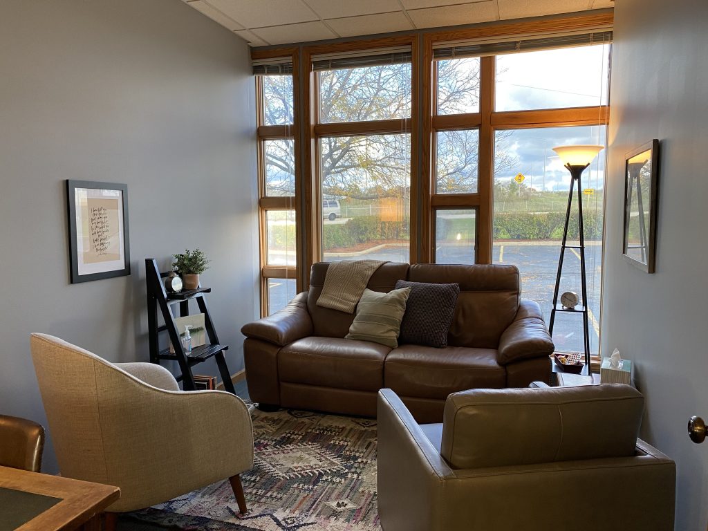Wellspring offers counseling services in Elgin IL, tour our beautiful space